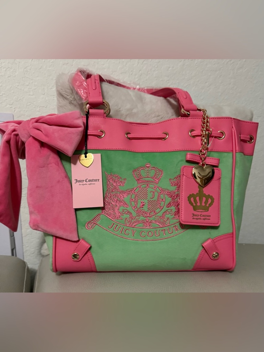 NWT Juicy Couture Classic Scottie Dogs Tote Daydreamer in Retro Green / Pink